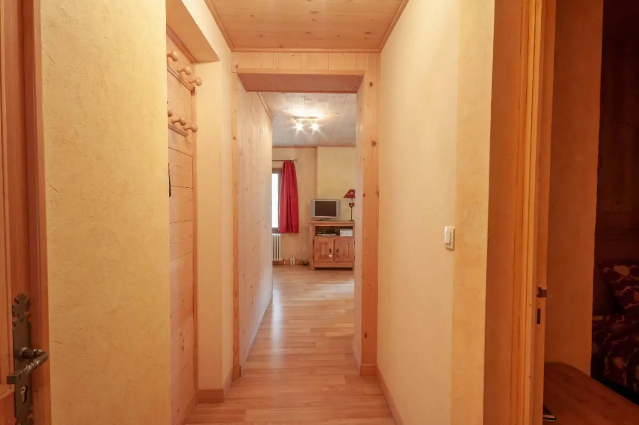 Place Eglise 2 Morzine Apartment